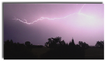 Lightning photo iPhone 6May4.jpg
Pictures by John Thompson captured on 6th May 2012